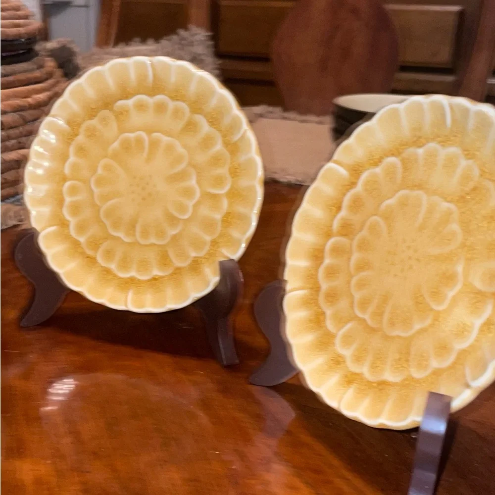 Pottery Barn ceramic, Asian Flower Small Appetizer plates set of 4